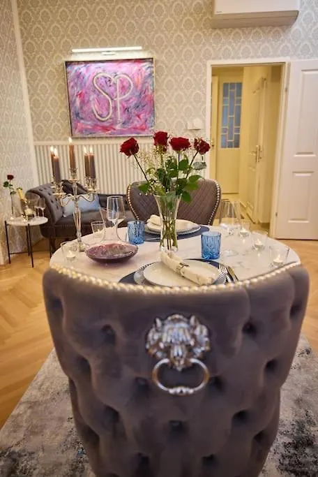 Sophie'S Place Augarten - Lifestyle City Apartments Vienna Parking